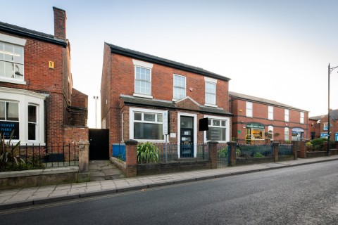 View Full Details for 20 Derby Street, Ormskirk, L39