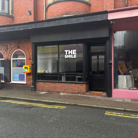 View Full Details for 6 Wesley Street, Southport, Merseyside, PR8