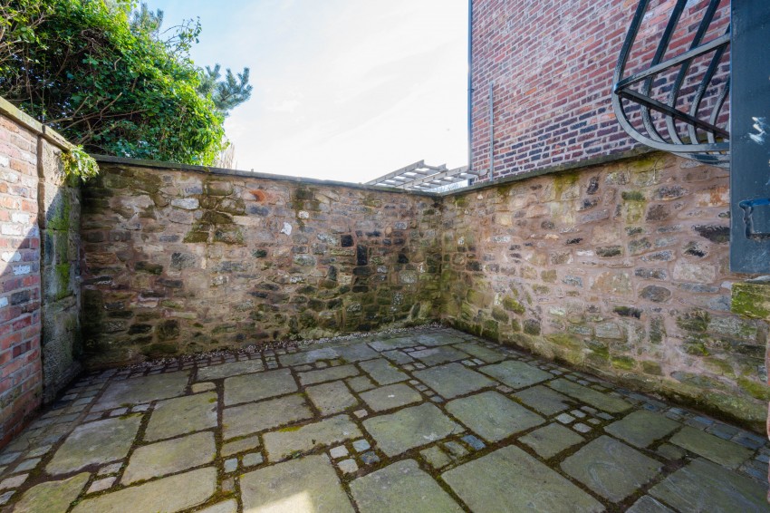 Images for The Horse And Jockey Stables, 81a King Street, Southport