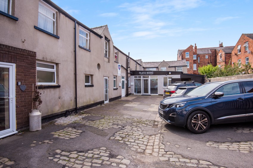 Images for Unit 2 Crown House, 91a King Street, Southport