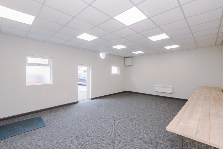 Images for Unit 2 Crown House, 91a King Street, Southport