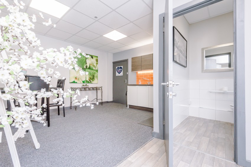 Images for Unit 2 Crown House, 91a King Street, Southport