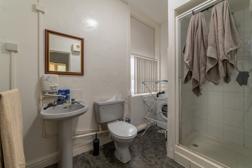 Images for 15 Castle Walk, Southport, PR8