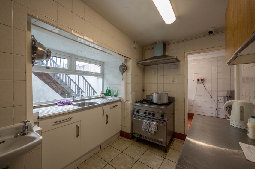 Images for 2–4 William Street, Widnes, WA8