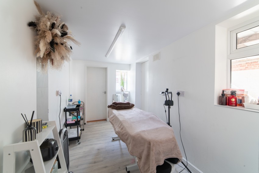 Images for 124 & 124a Bispham Road, Southport, PR9